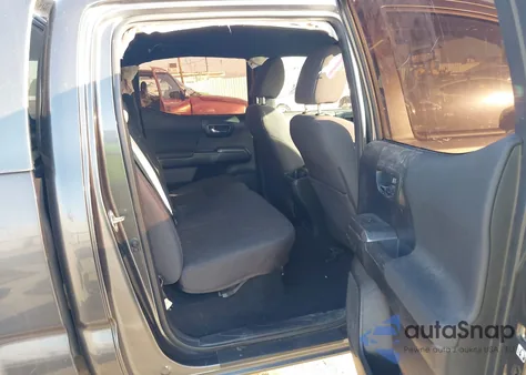 2017 Toyota Tacoma Trd Sport z USA, uszkodzony, nr VIN 3TMBZ5DN2HM008806